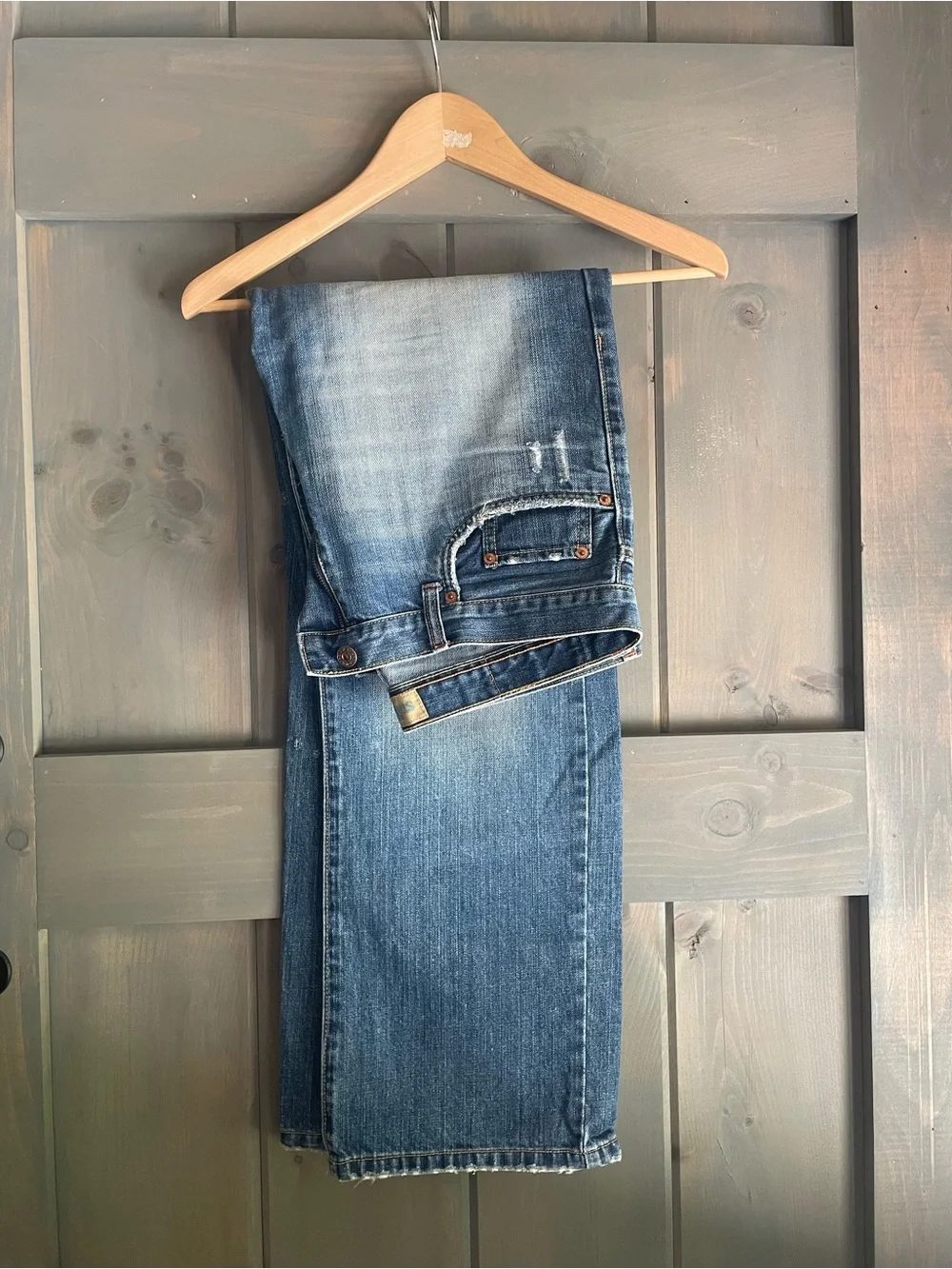 Old Navy Men's Washed Blue Relaxed Straight Jeans